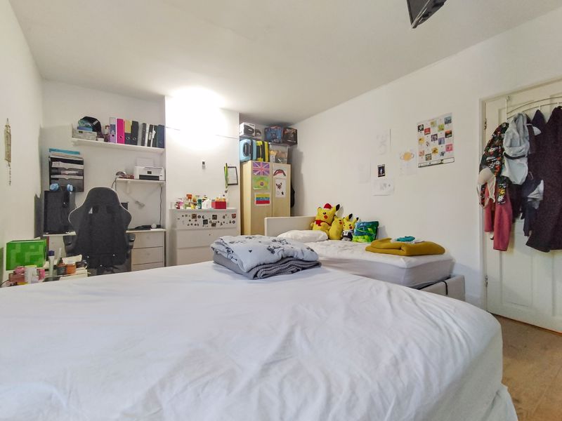 Photo 9- click for photo gallery